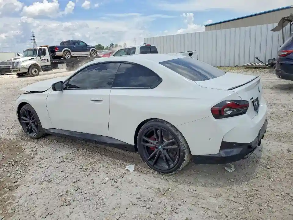 3MW53CM02P8D62966 2023 BMW M2-1