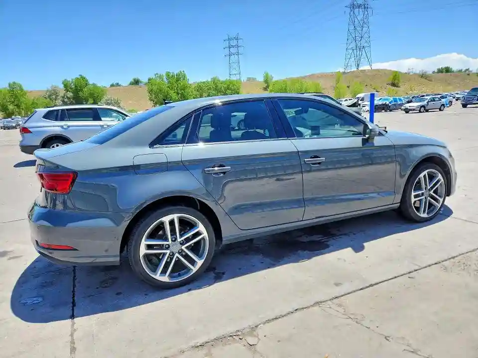 WAUAUGFF8LA102882 2020 AUDI A3-2