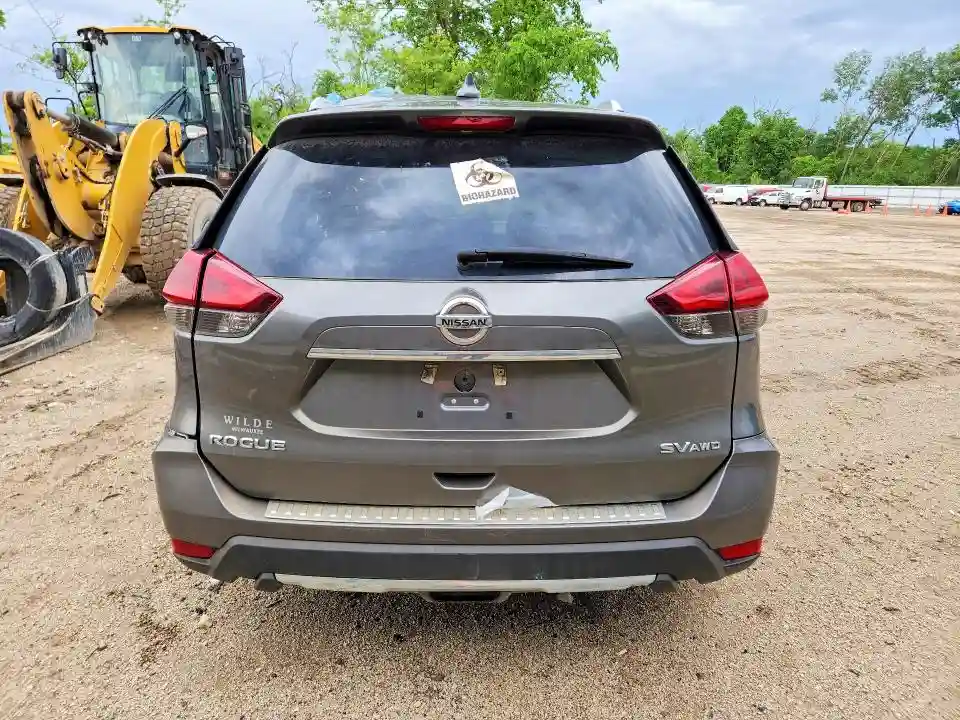 5N1AT2MV0JC790828 2018 NISSAN ROGUE-5