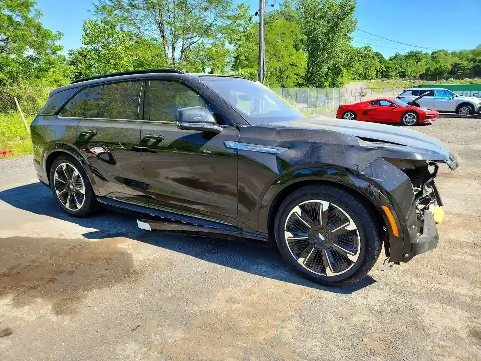 1GYTEFKL1SU100607 2025 CADILLAC ESCALADE I-3