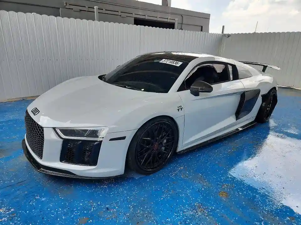 WUAKBAFXXH7903954 2017 AUDI R8-0