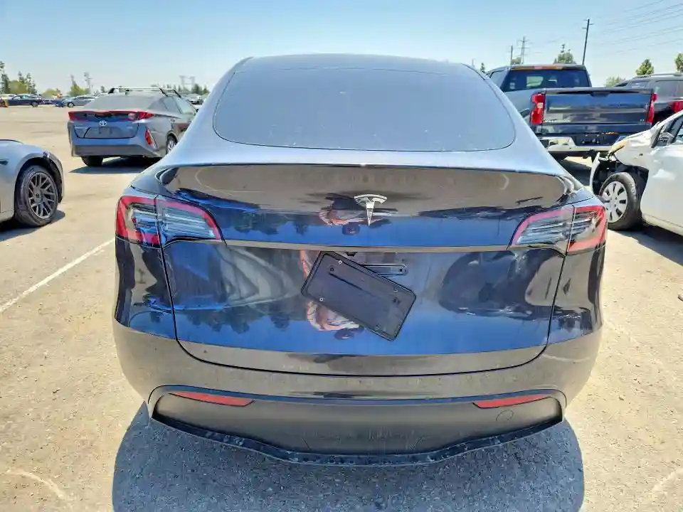 7SAYGDEDXSF277988 2025 TESLA MODEL Y-5