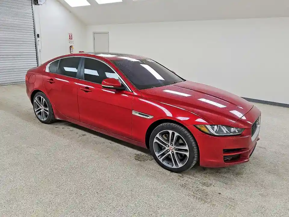 SAJAJ4BVXHA969202 2017 JAGUAR XE-3