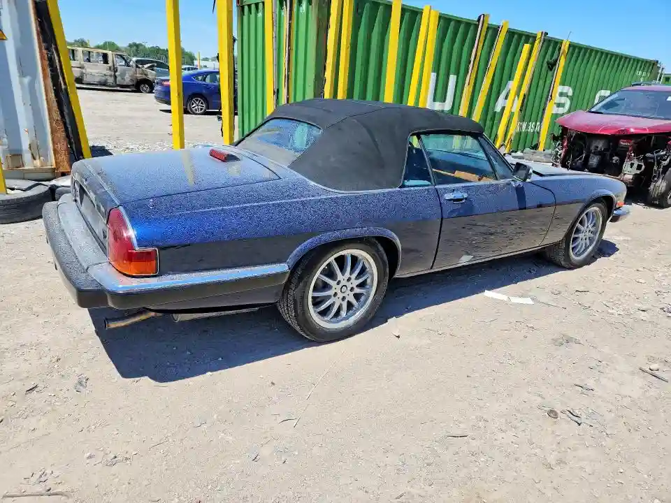 SAJNV5847JC143475 1988 JAGUAR XJS-2