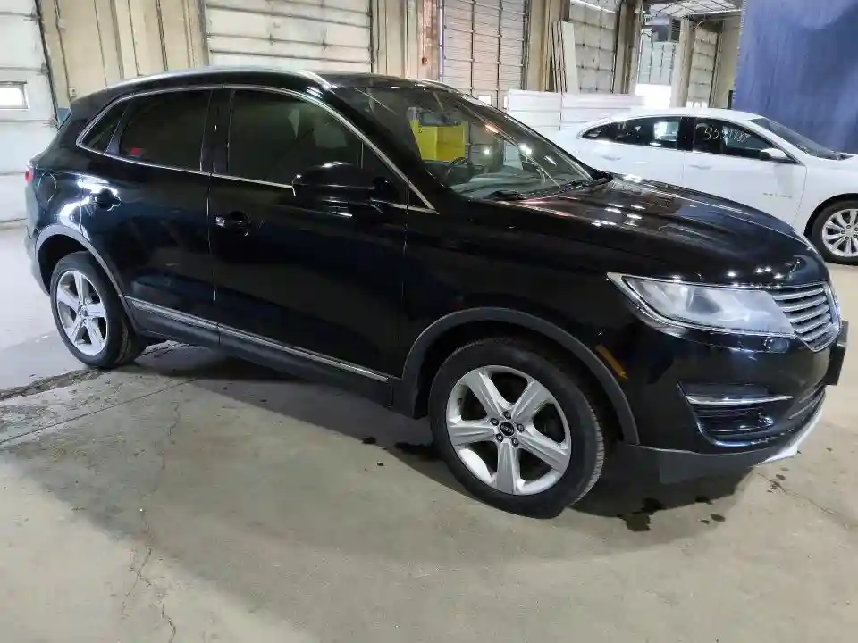 5LMCJ1D94JUL01303 2018 LINCOLN MKC-3