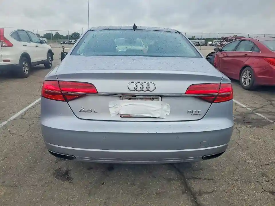 WAU44AFD0JN000149 2018 AUDI A8-5