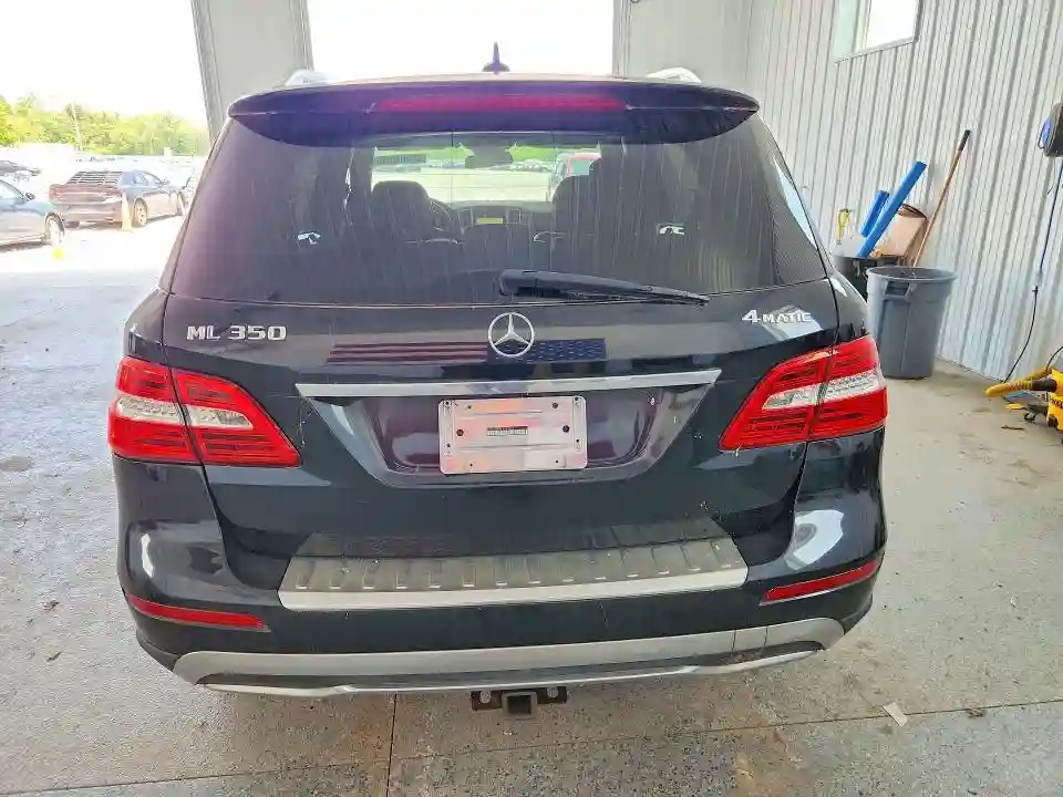 4JGDA5HB9CA045952 2012 MERCEDES-BENZ M-CLASS-5