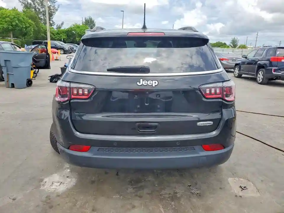 3C4NJCBB6LT241958 2020 JEEP COMPASS-5
