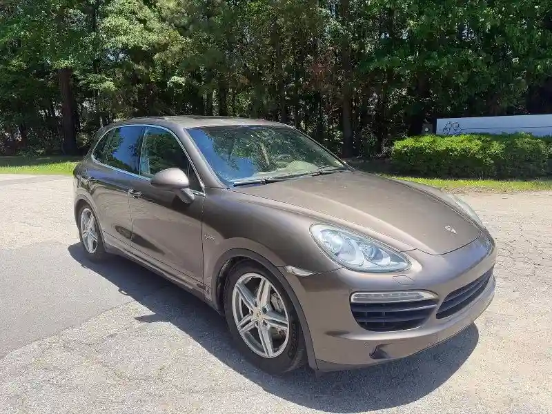 WP1AE2A27CLA91108 2012 PORSCHE CAYENNE-0