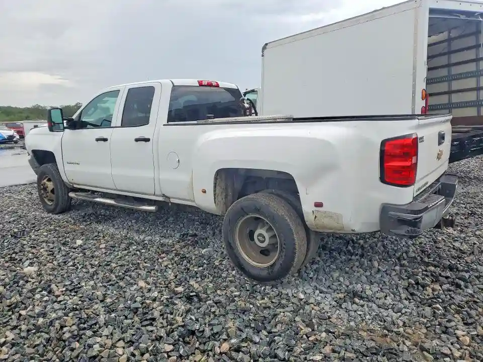 1GC5CYCY0JZ196211 2018 CHEVROLET ALL MODELS-1