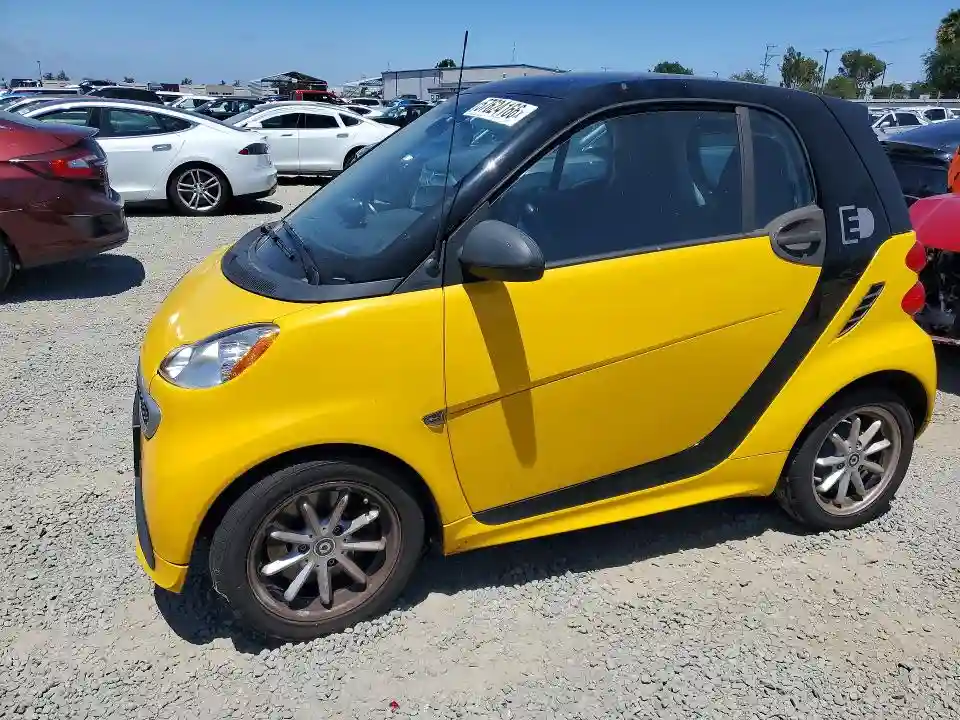 WMEEJ9AAXGK843380 2016 SMART FORTWO-0