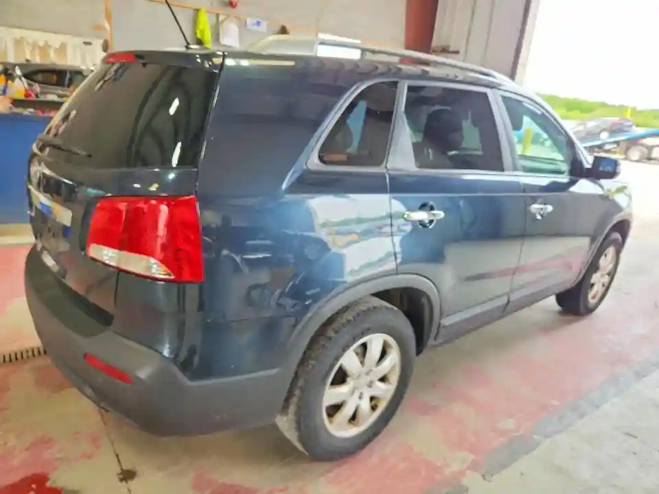 5XYKT3A69DG359707 2013 KIA SORENTO-2