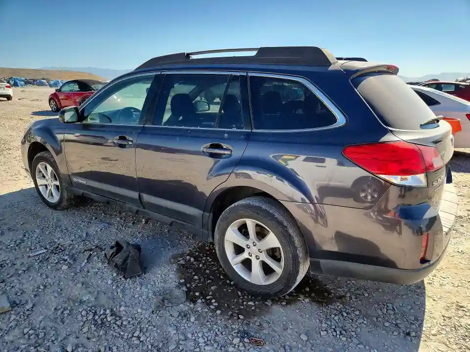 4S4BRCCC6D3259775 2013 SUBARU OUTBACK-1