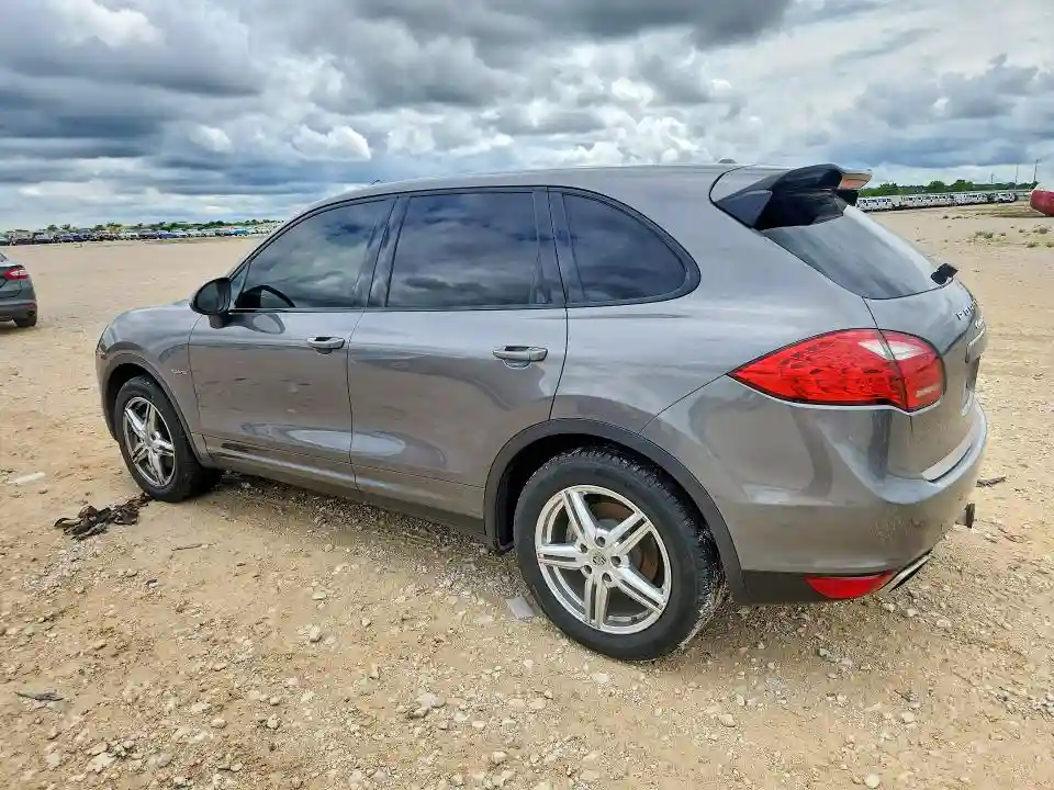 WP1AE2A25ELA50138 2014 PORSCHE CAYENNE-1