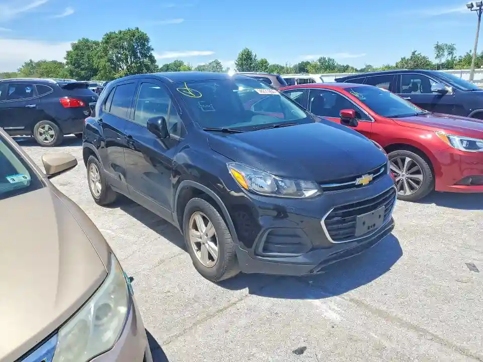 KL7CJKSB8LB041003 2020 CHEVROLET TRAX-3