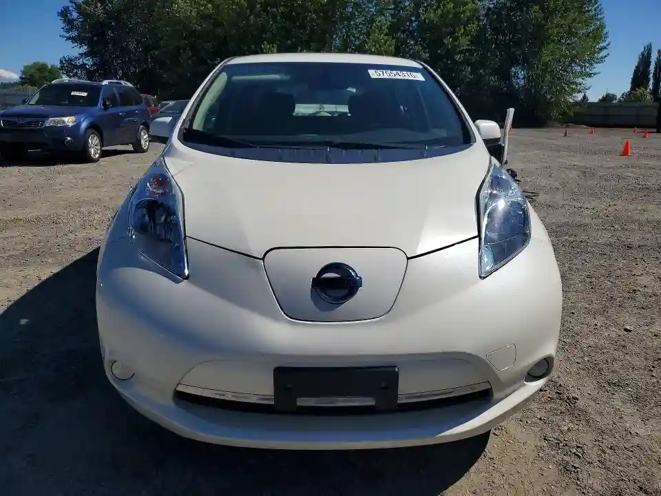 1N4AZ0CP1GC311048 2016 NISSAN LEAF-4