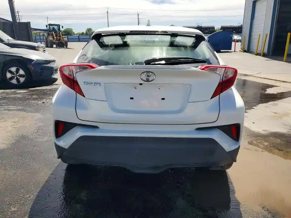 JTNKHMBX4K1020828 2019 TOYOTA C-HR-5