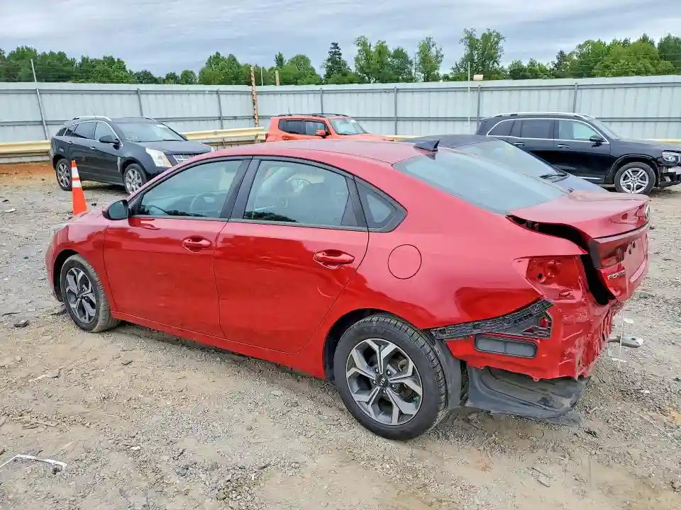 3KPF24AD1KE096390 2019 KIA FORTE LXS-1
