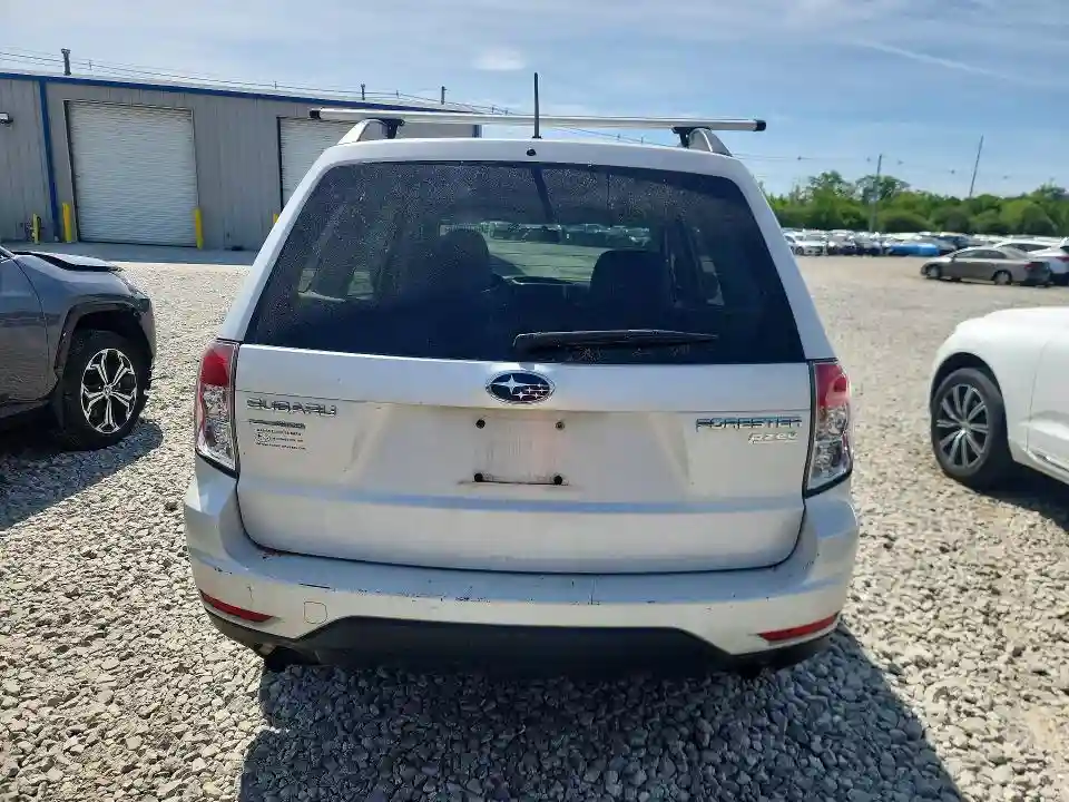 JF2SHABC3BH737181 2011 SUBARU FORESTER-5