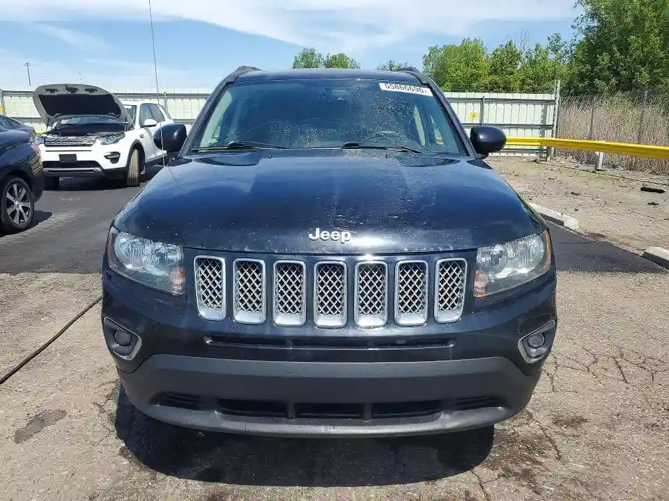 1C4NJCEA9HD102195 2017 JEEP COMPASS-4