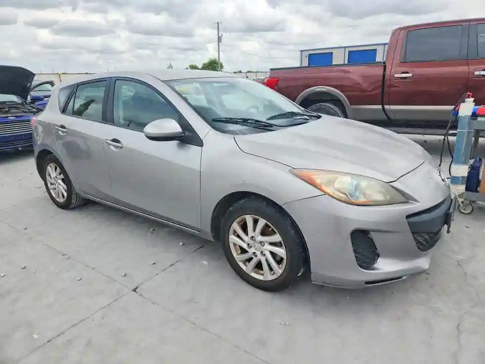 JM1BL1L84C1581038 2012 MAZDA 3-3