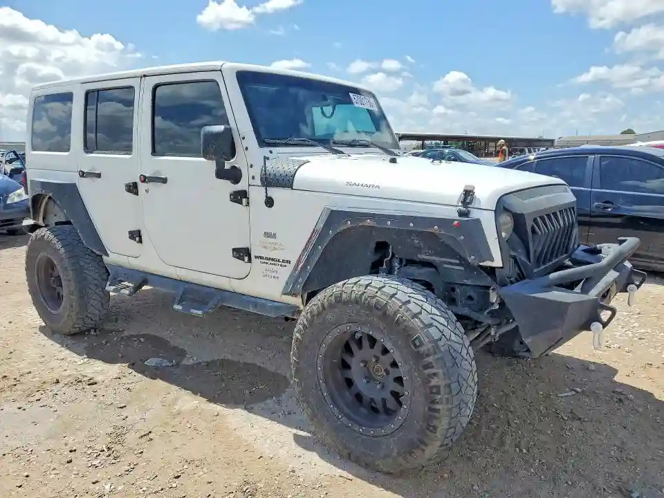1C4HJWEG9EL322926 2014 JEEP WRANGLER-3