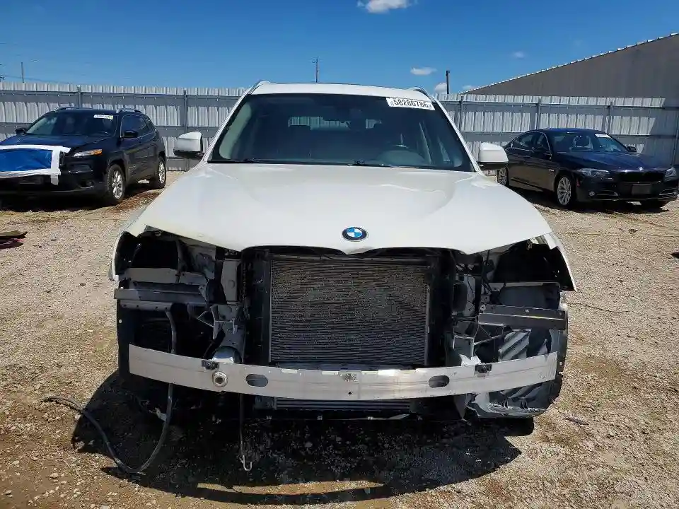 5UXWX7C56G0K36666 2016 BMW X3-4