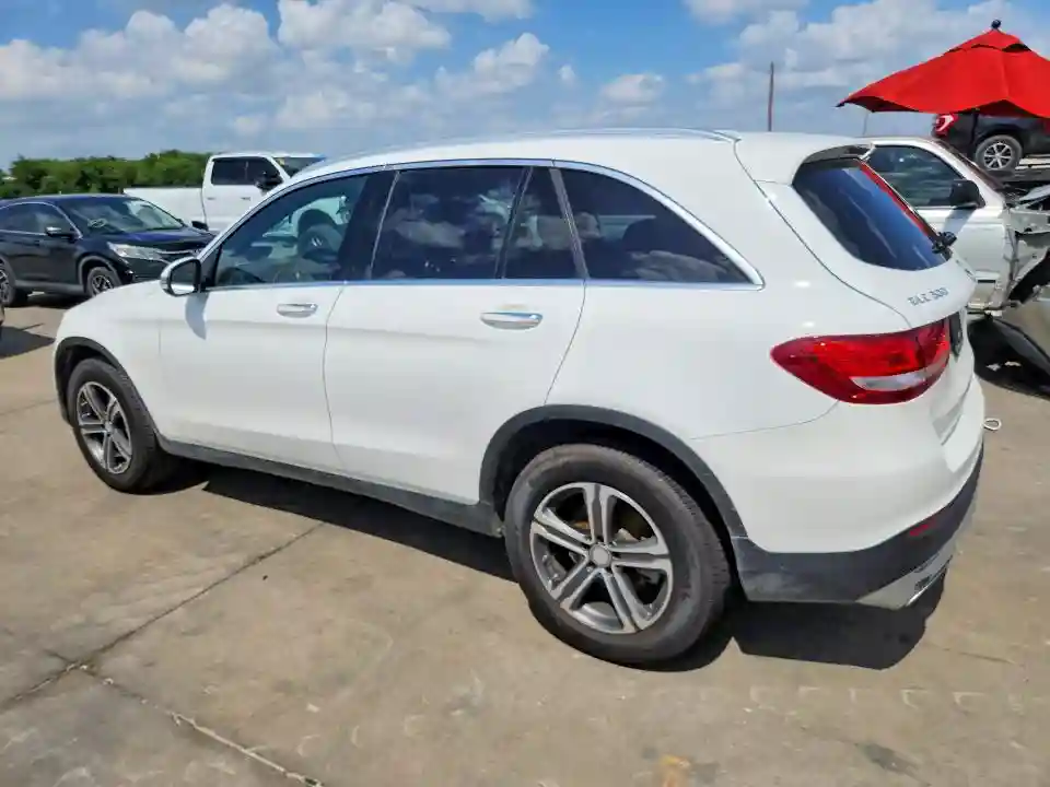 WDC0G4JB4HF132135 2017 MERCEDES-BENZ GLC-CLASS-1