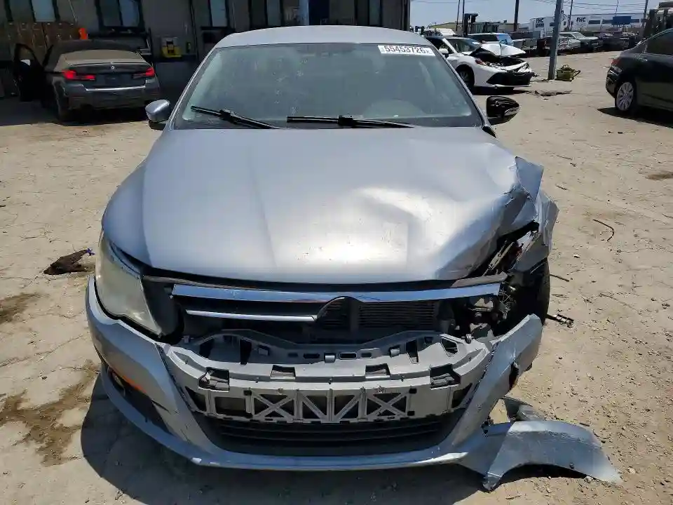 WVWML7AN7AE504772 2010 VOLKSWAGEN CC-4