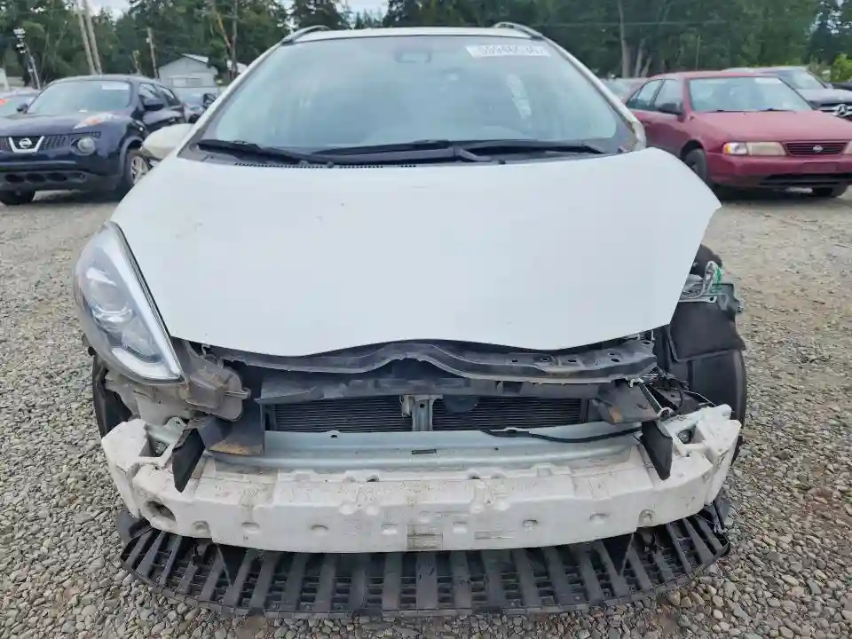 JTDKDTB39K1624785 2019 TOYOTA PRIUS-4