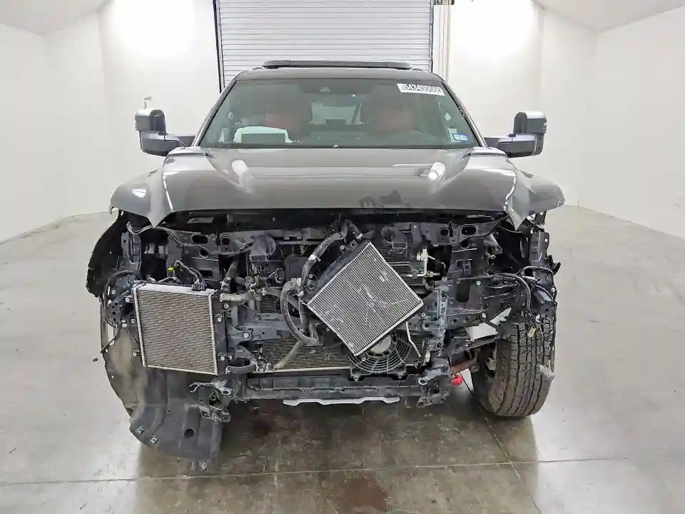 7SVAAABA1SX054968 2025 TOYOTA SEQUOIA-4
