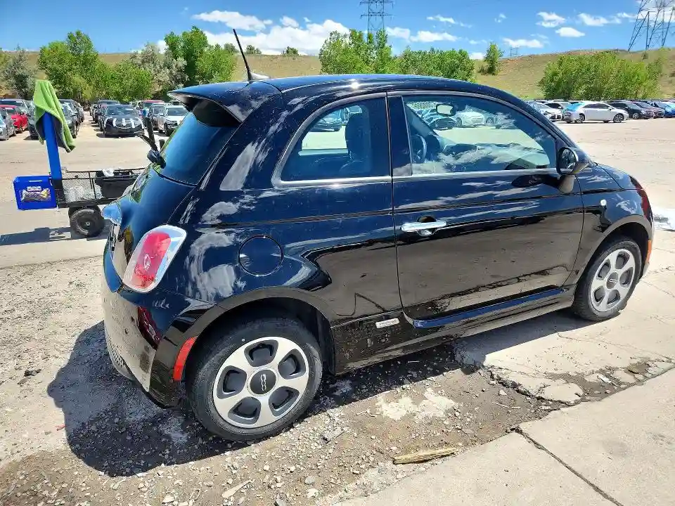 3C3CFFGE9GT201557 2016 FIAT 500-2