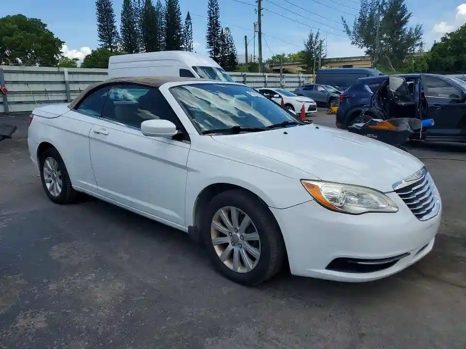 1C3BCBEB8CN254122 2012 CHRYSLER 200-3