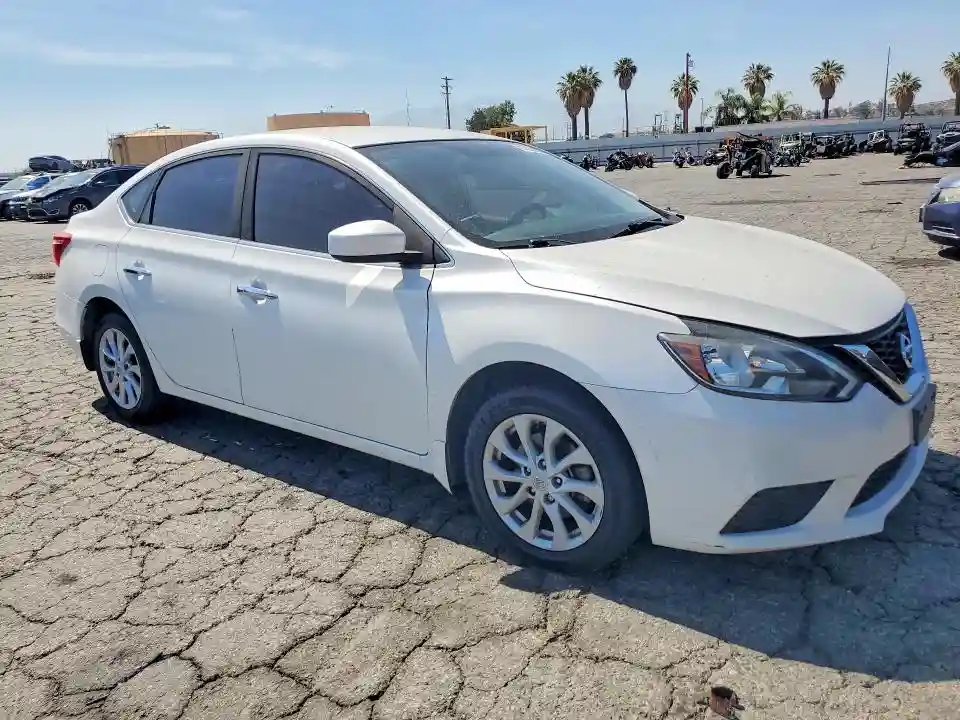 3N1AB7AP9JY214451 2018 NISSAN SENTRA-3