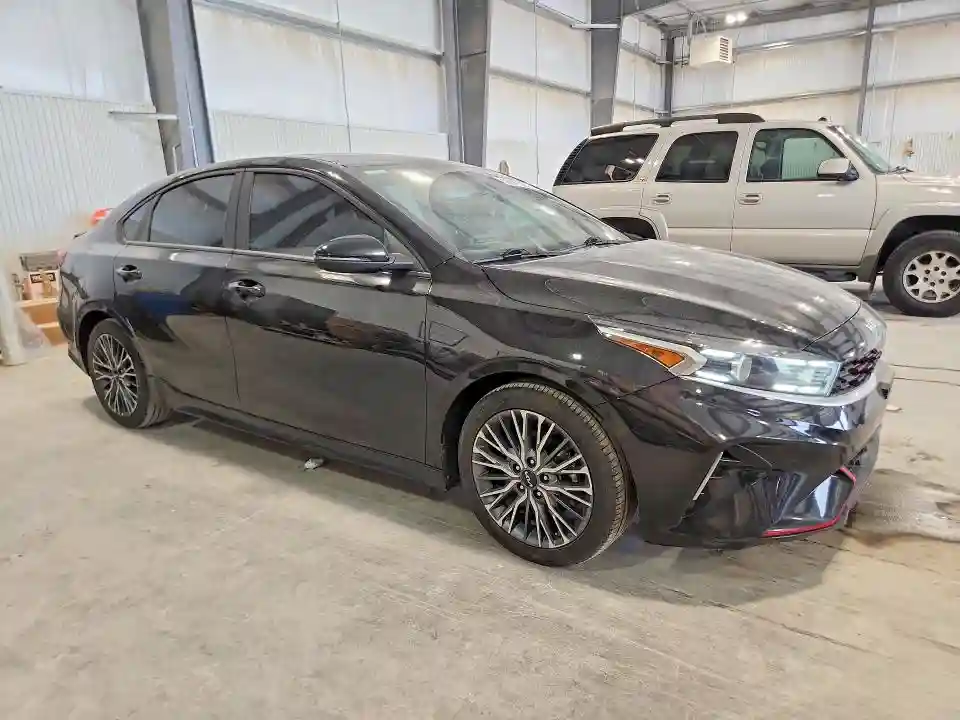3KPF54AD5NE440525 2022 KIA FORTE-3
