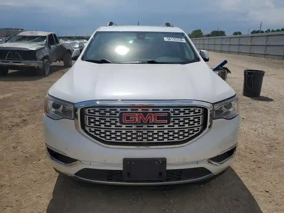 1GKKNXLS7HZ301795 2017 GMC ACADIA DEN-4