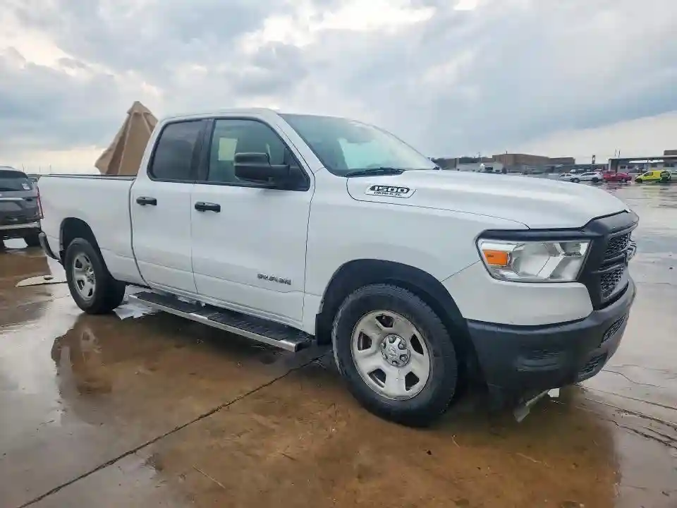 1C6RRECT7KN667421 2019 RAM 1500-3