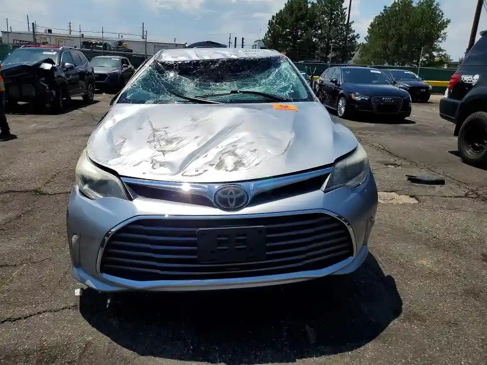 4T1BK1EB5JU281964 2018 TOYOTA AVALON-4