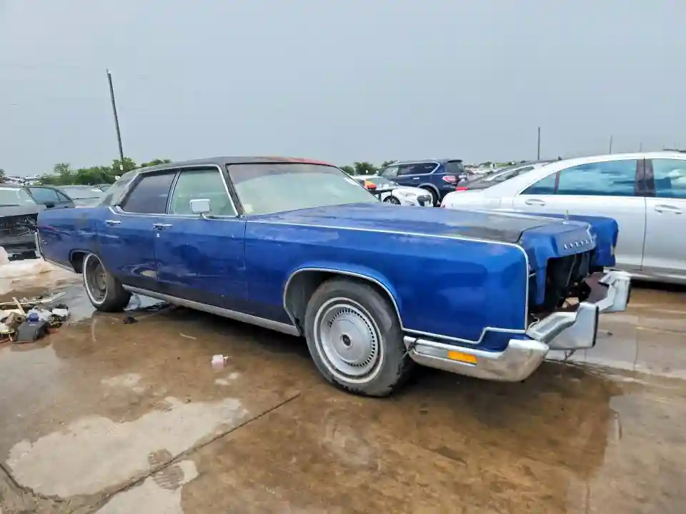 3Y82A874716 1973 LINCOLN CONTINENTL-3
