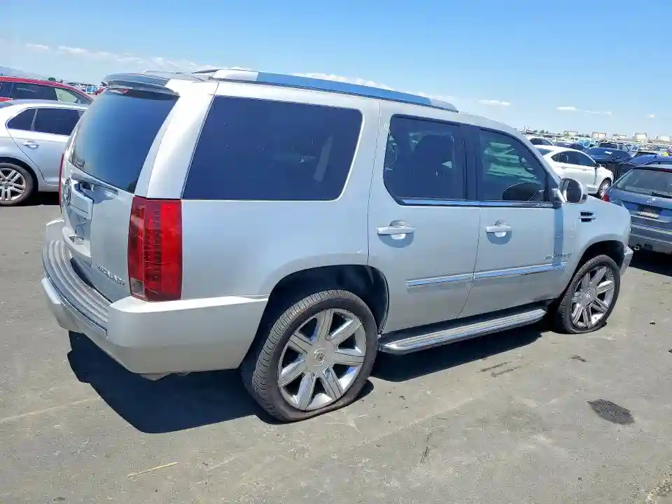 1GYUCCEF6AR154176 2010 CADILLAC ESCALADE-2