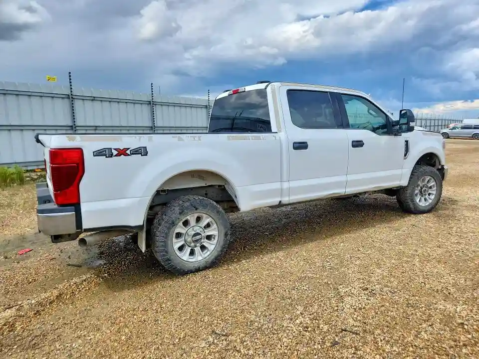 1FT7W2B6XNEF16371 2022 FORD F250-2