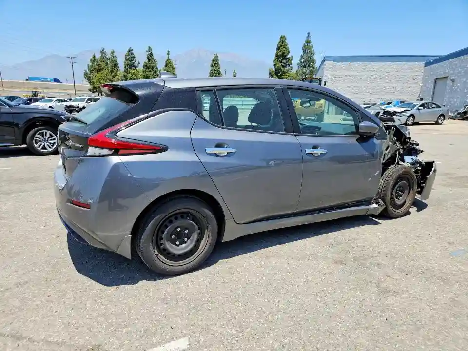 1N4AZ1BPXLC302446 2020 NISSAN LEAF-2