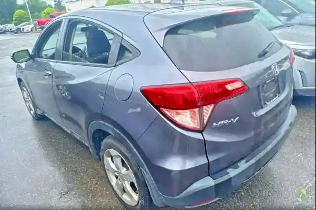 3CZRU5H55GM741349 2016 HONDA HR-V-2