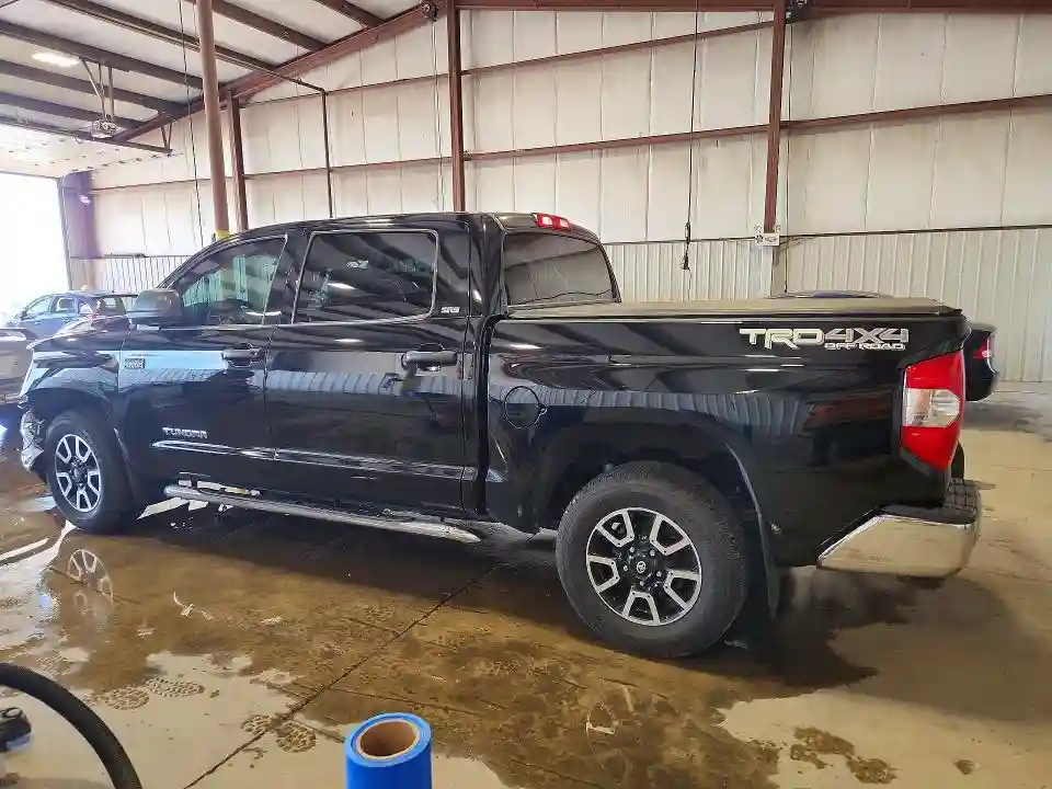 5TFDY5F10JX766617 2018 TOYOTA TUNDRA-1