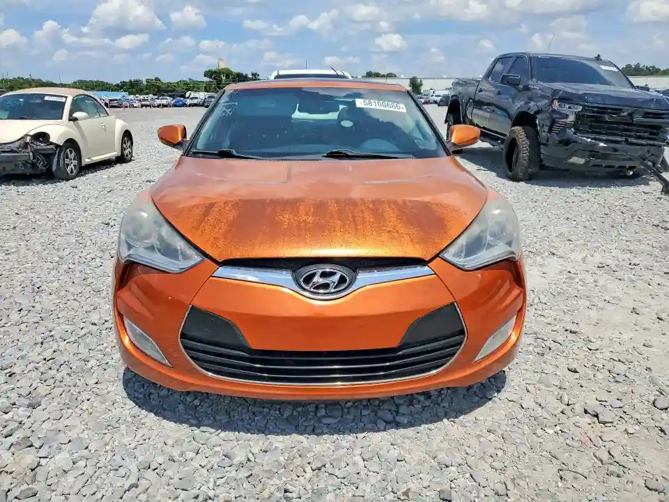 KMHTC6AD9CU056424 2012 HYUNDAI VELOSTER-4