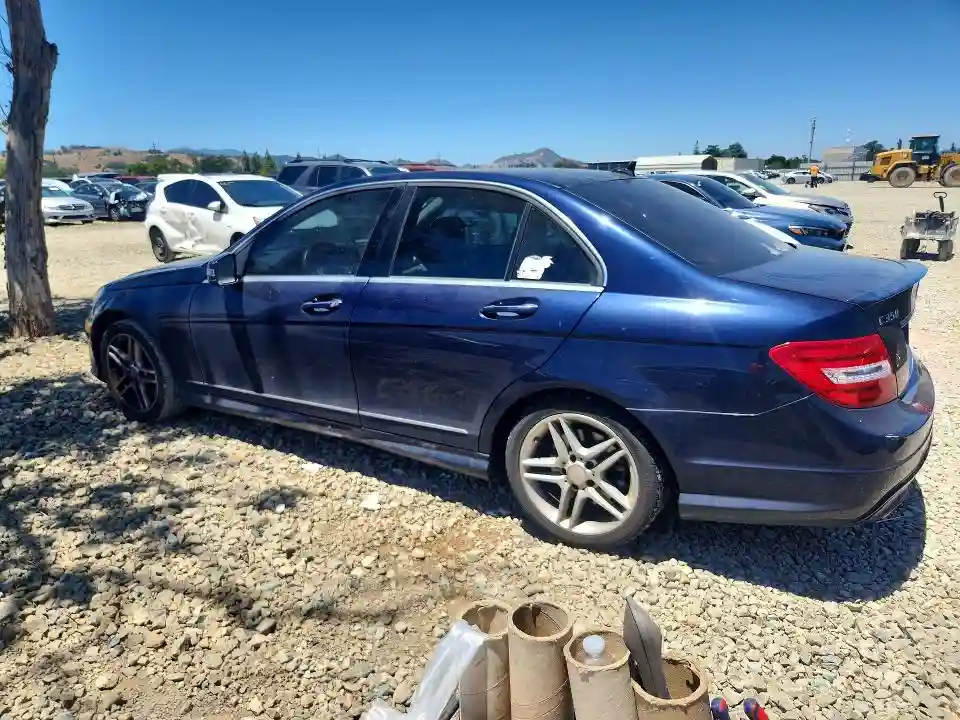 WDDGF5HB4DG105109 2013 MERCEDES-BENZ C-CLASS-1