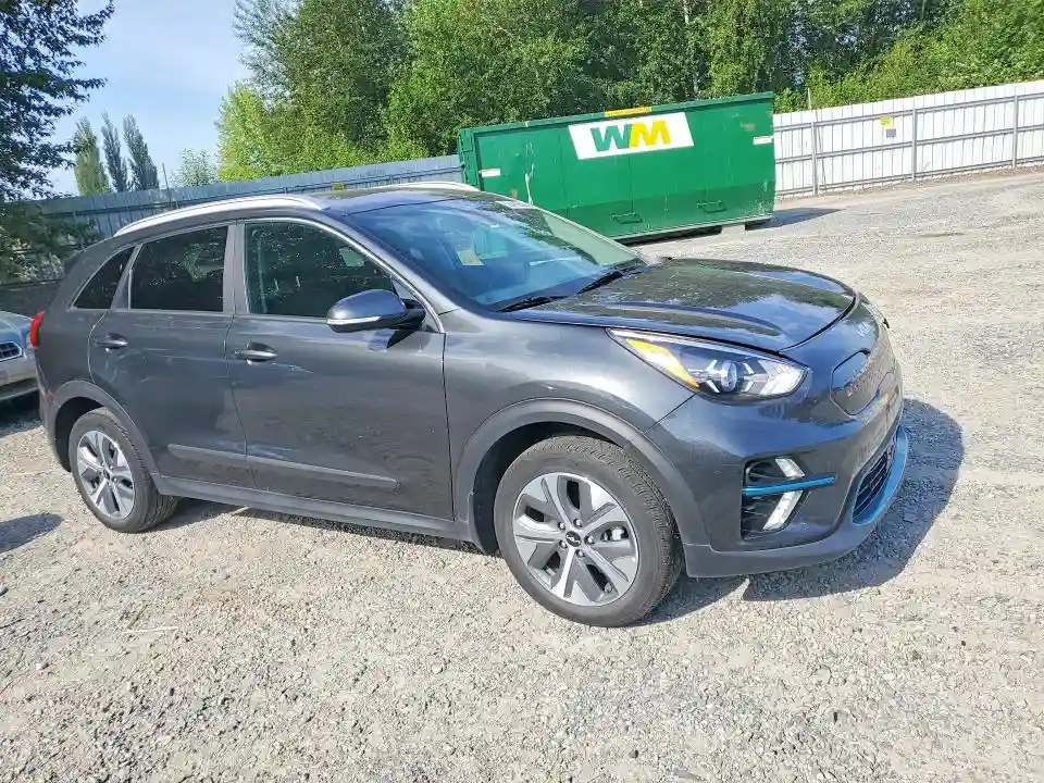 KNDCE3LG6N5132604 2022 KIA NIRO-3