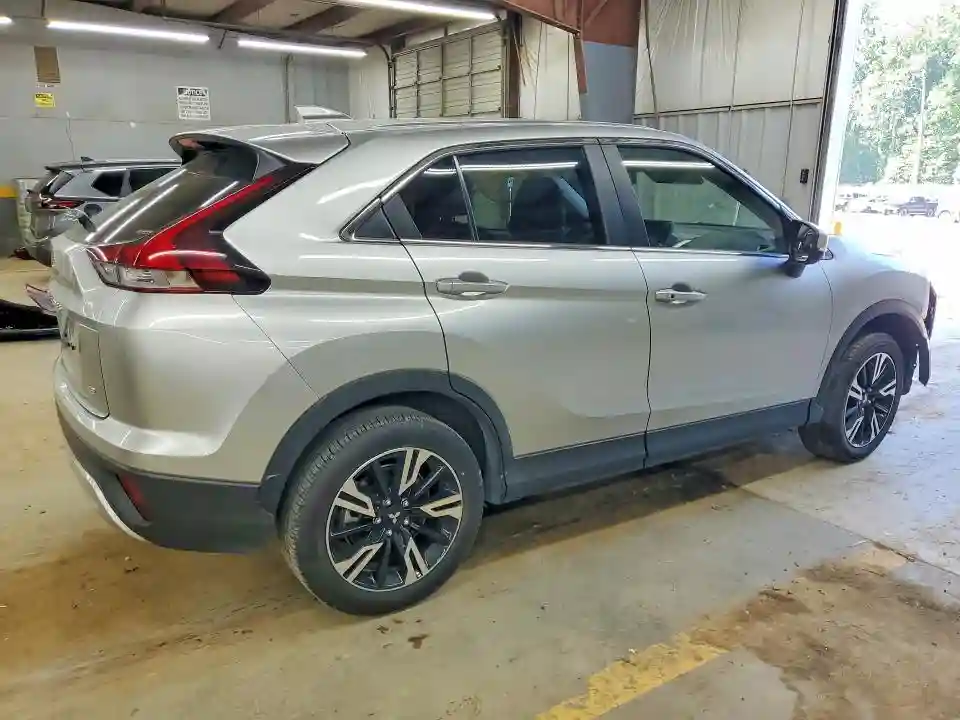JA4ATWAA4SZ036837 2025 MITSUBISHI ECLIPSE-2