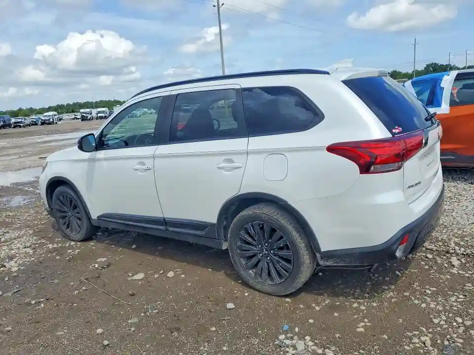 JA4AZ3A33LZ030124 2020 MITSUBISHI OUTLANDER-1