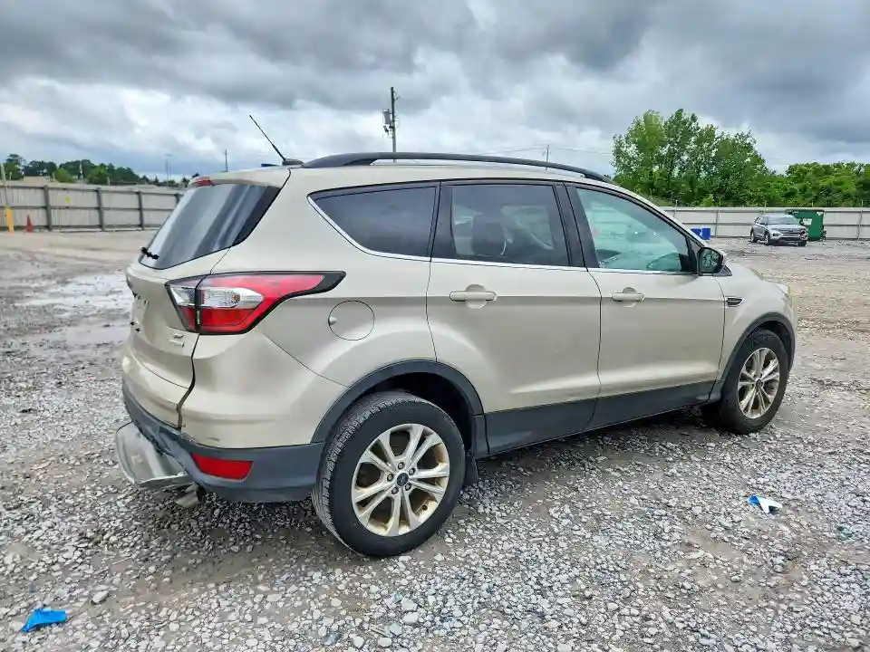 1FMCU0GD0JUB88809 2018 FORD ESCAPE-2